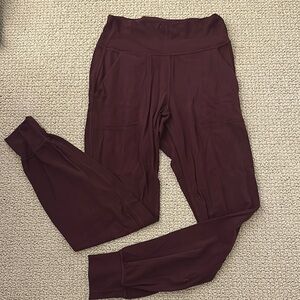 Lululemon maroon jogger